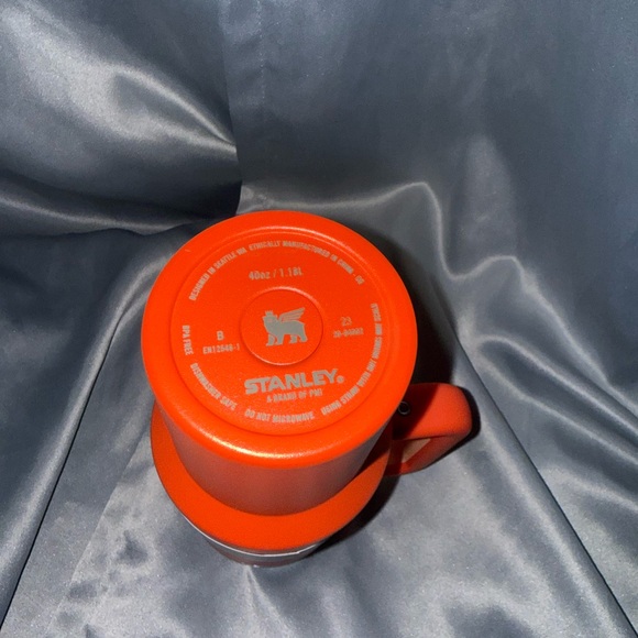 Stanley Cup - Picture 3 of 3